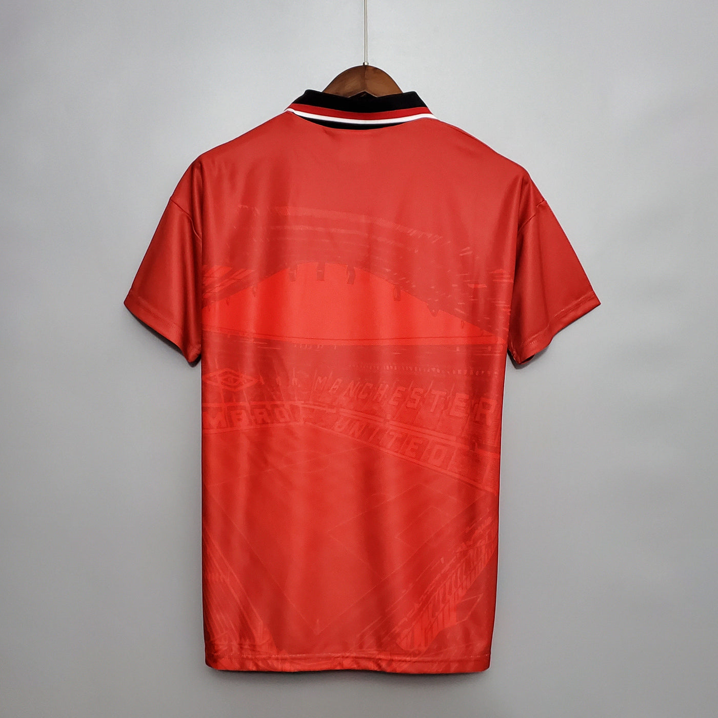 MANCHESTER UNITED I 94/96 HOMBRE (RETRO) - Vitrine Futebolística