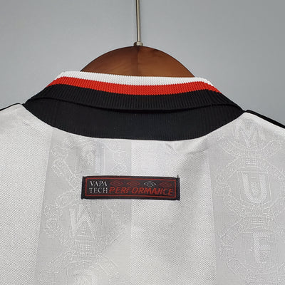 MANCHESTER UNITED I 97/98 HOMBRE (RETRO) - Vitrine Futebolística