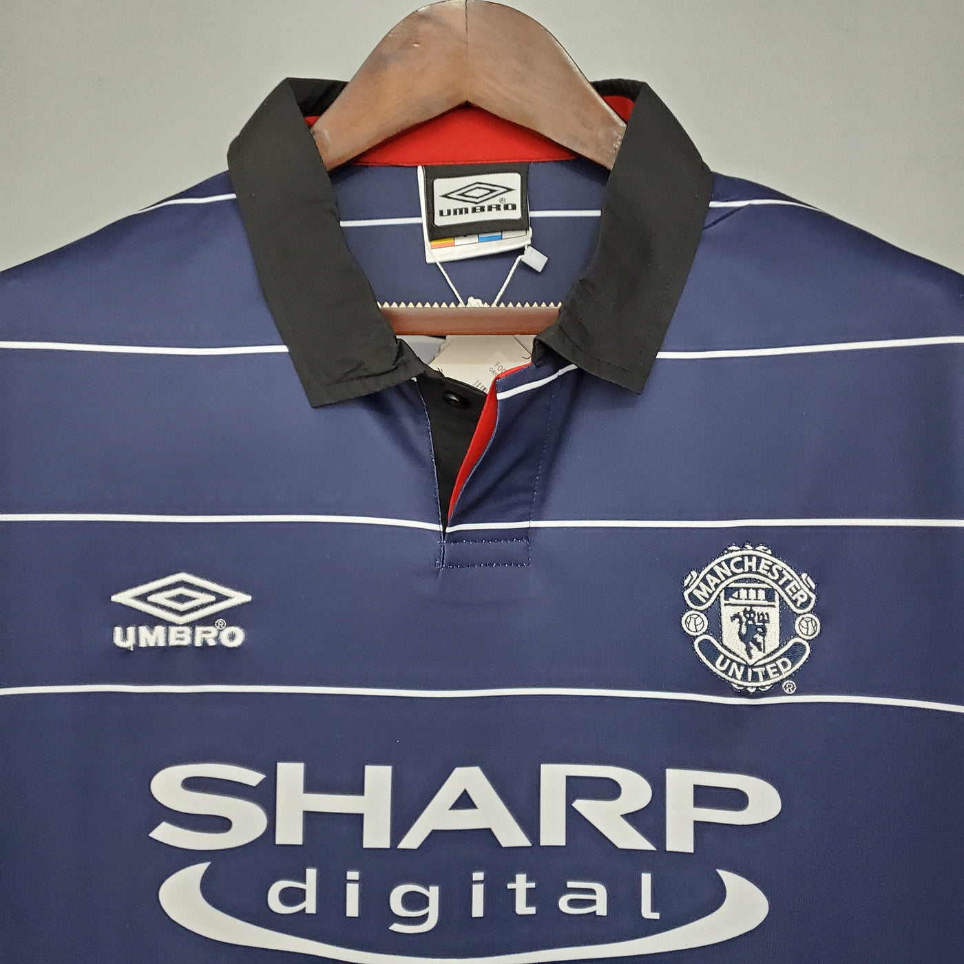 MANCHESTER UNITED III 99/00 HOMBRE (RETRO) - Vitrine Futebolística