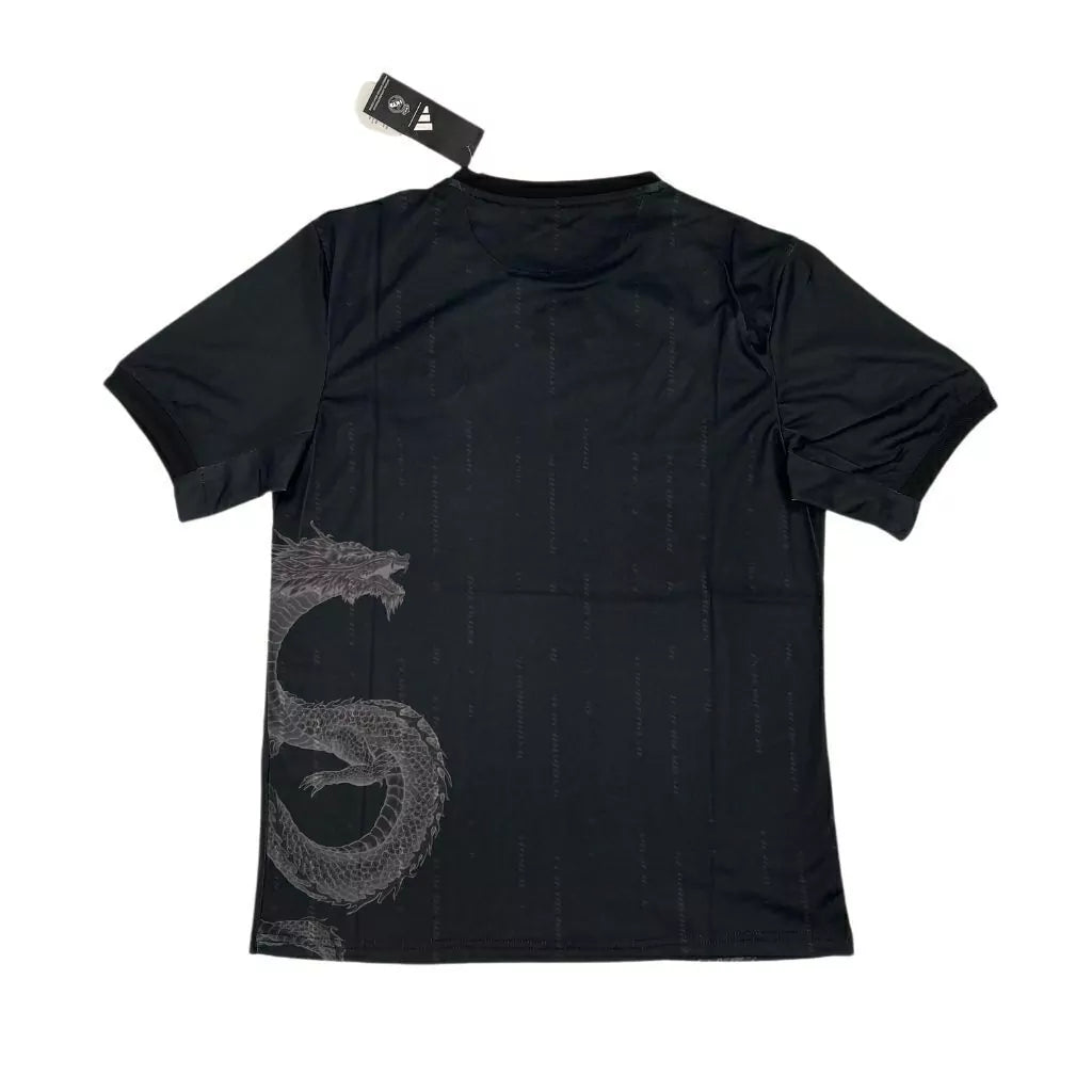 REAL MADRID I 24/25 HOMBRE EDICIÓN ESPECIAL - Vitrine Futebolística