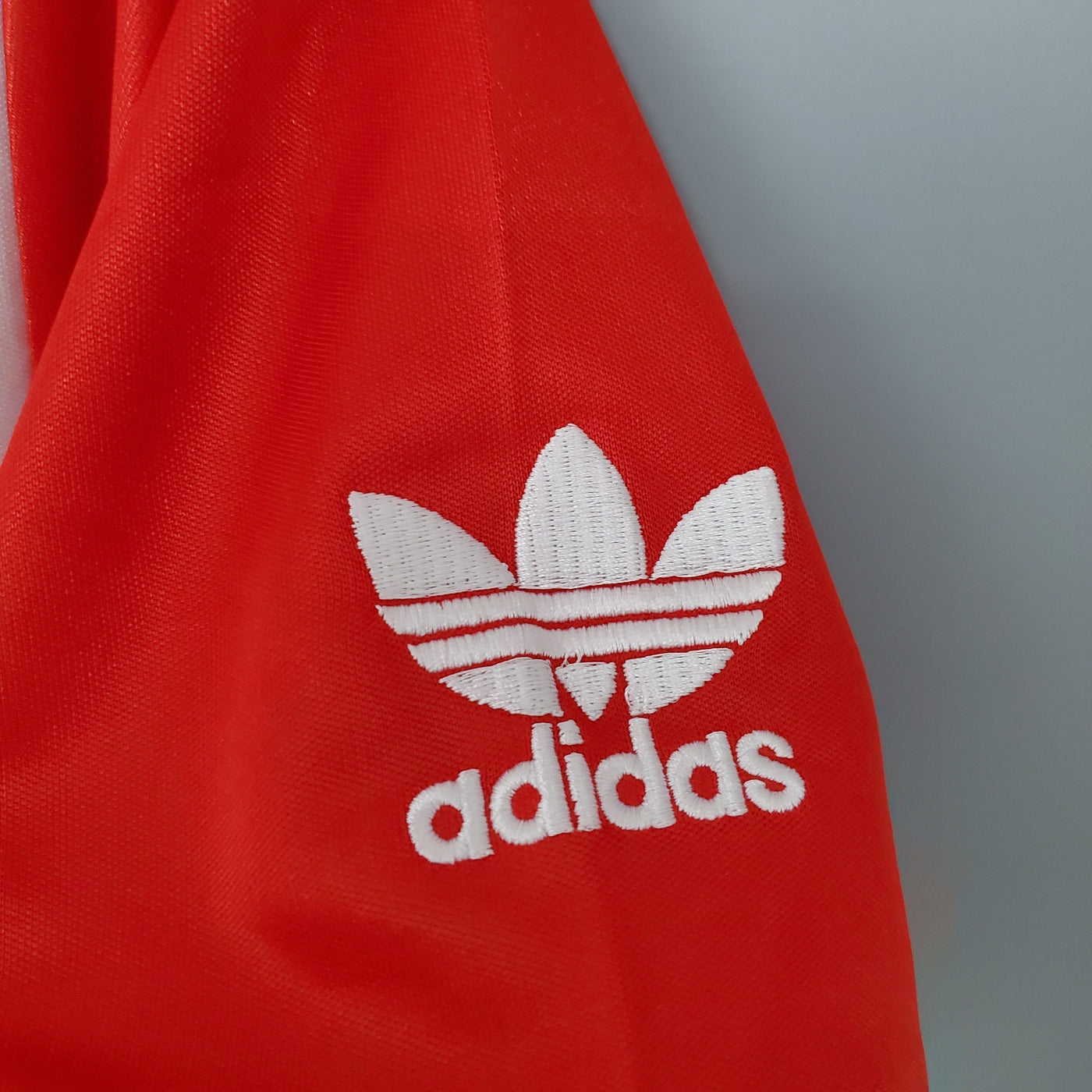 MANCHESTER UNITED I 1985 HOMBRE (RETRO) - Vitrine Futebolística