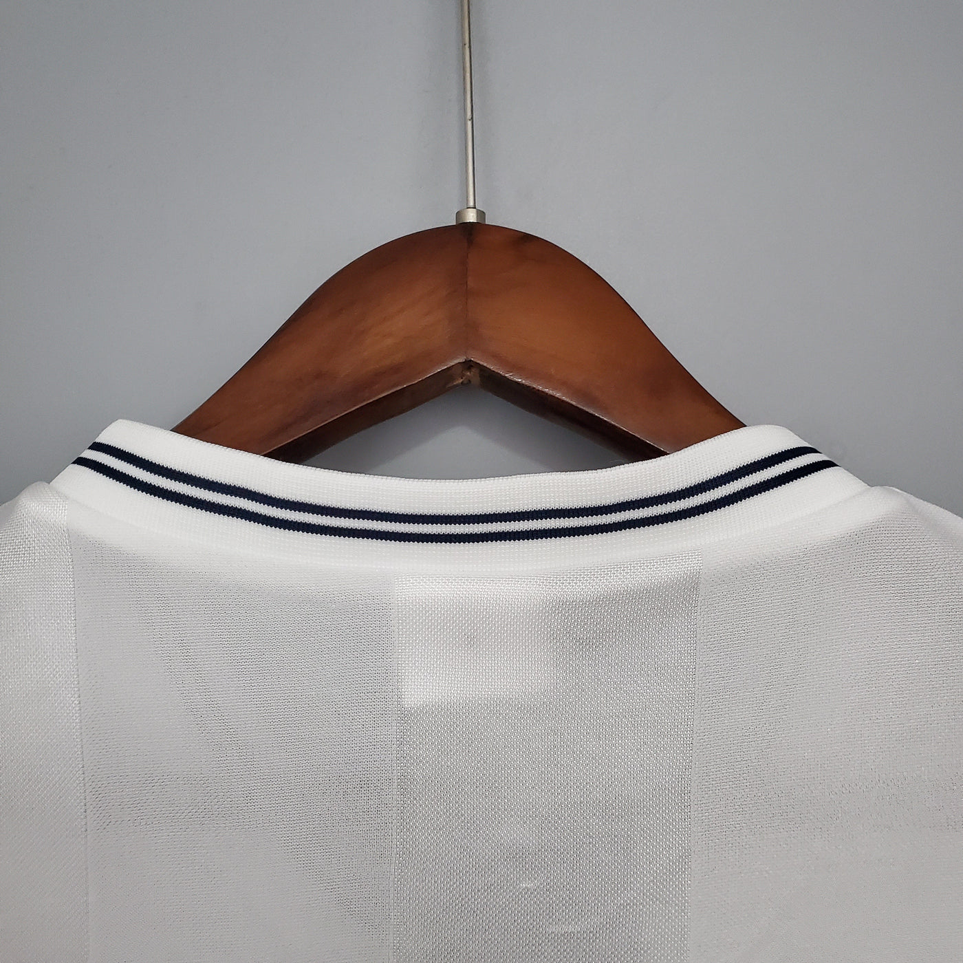 TOTTENHAM l 83/84 HOMBRE (RETRO) - Vitrine Futebolística