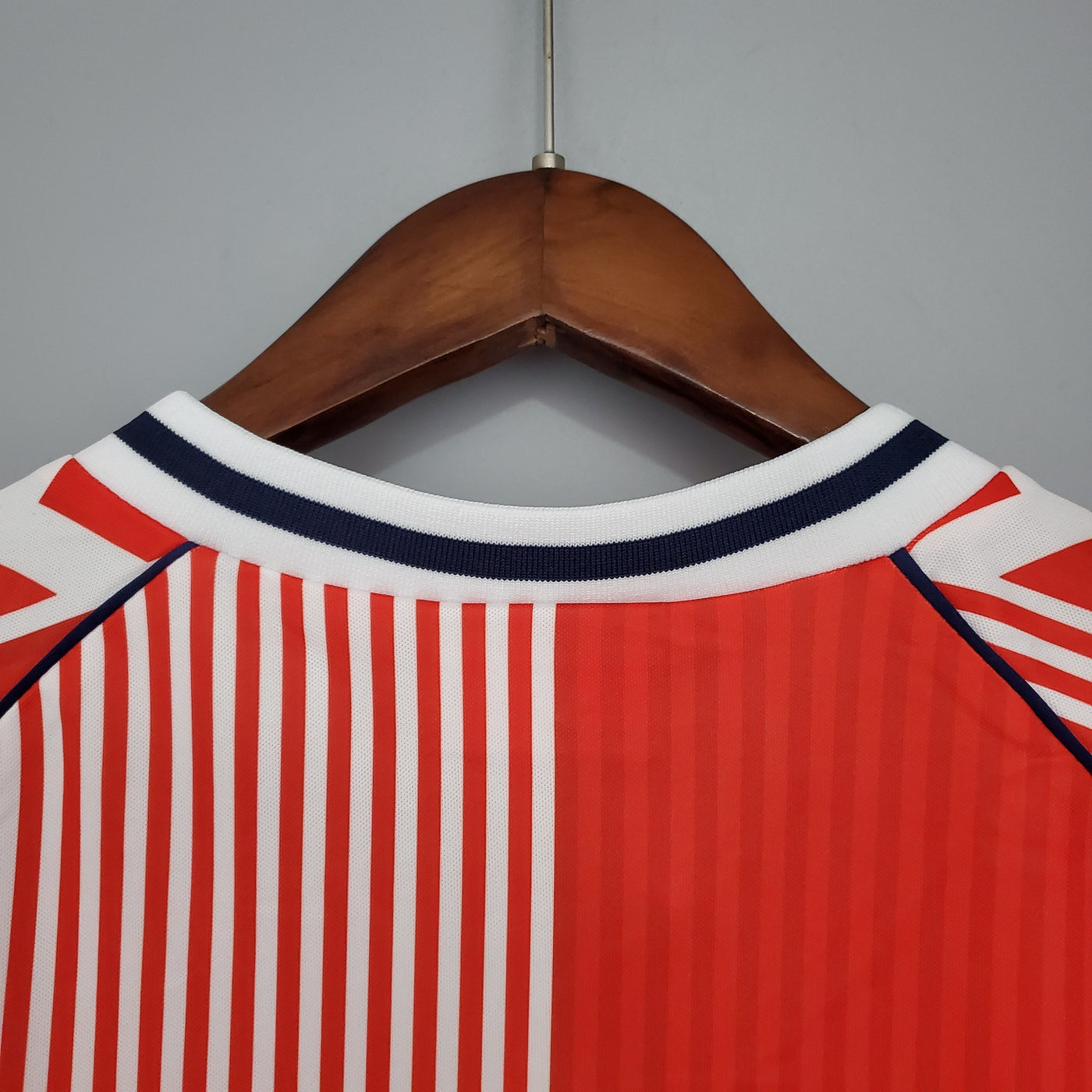 DINAMARCA I 86/87 HOMBRE (RETRO) - Vitrine Futebolística
