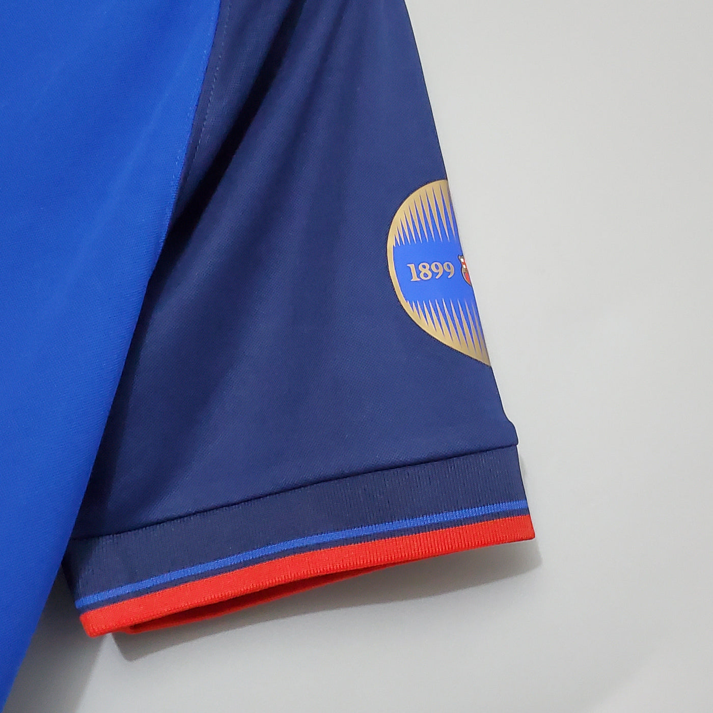 BARCELONA I EDICIÓN ESPECIAL 100° HOMBRE (RETRO) - Vitrine Futebolística