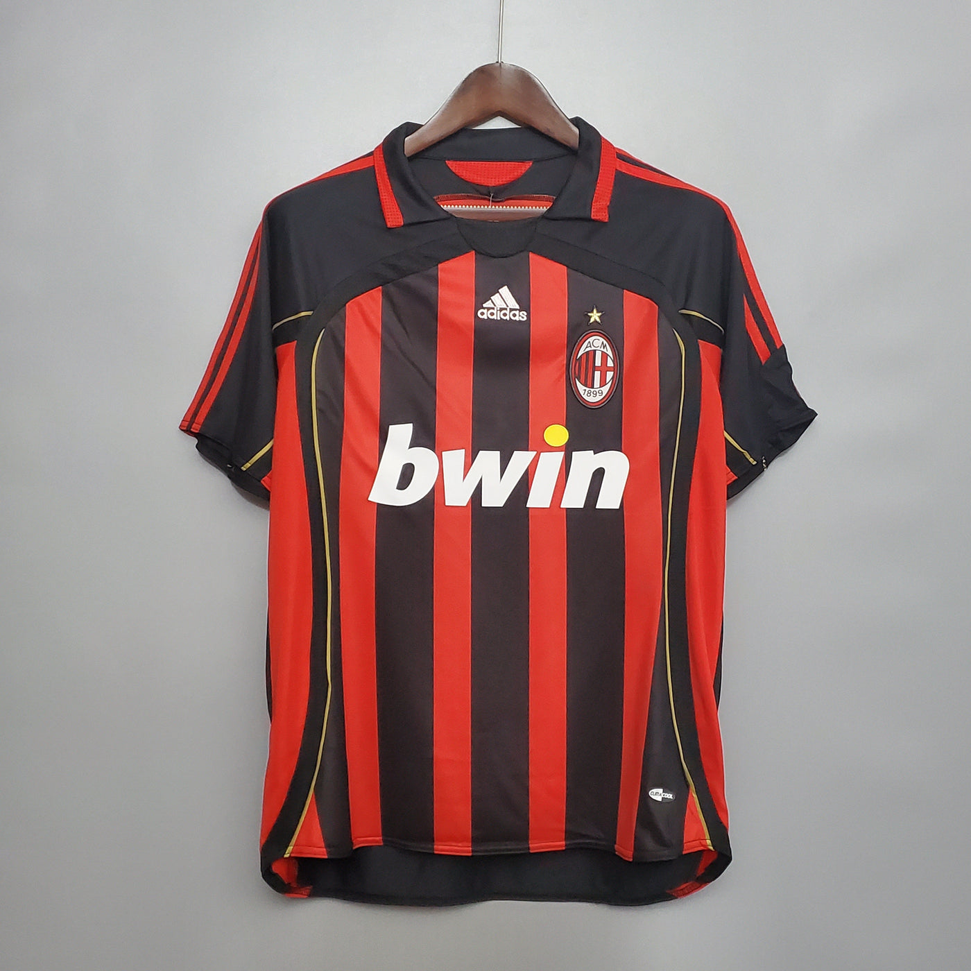 MILAN V 06/07 HOMBRE (RETRO) - Vitrine Futebolística