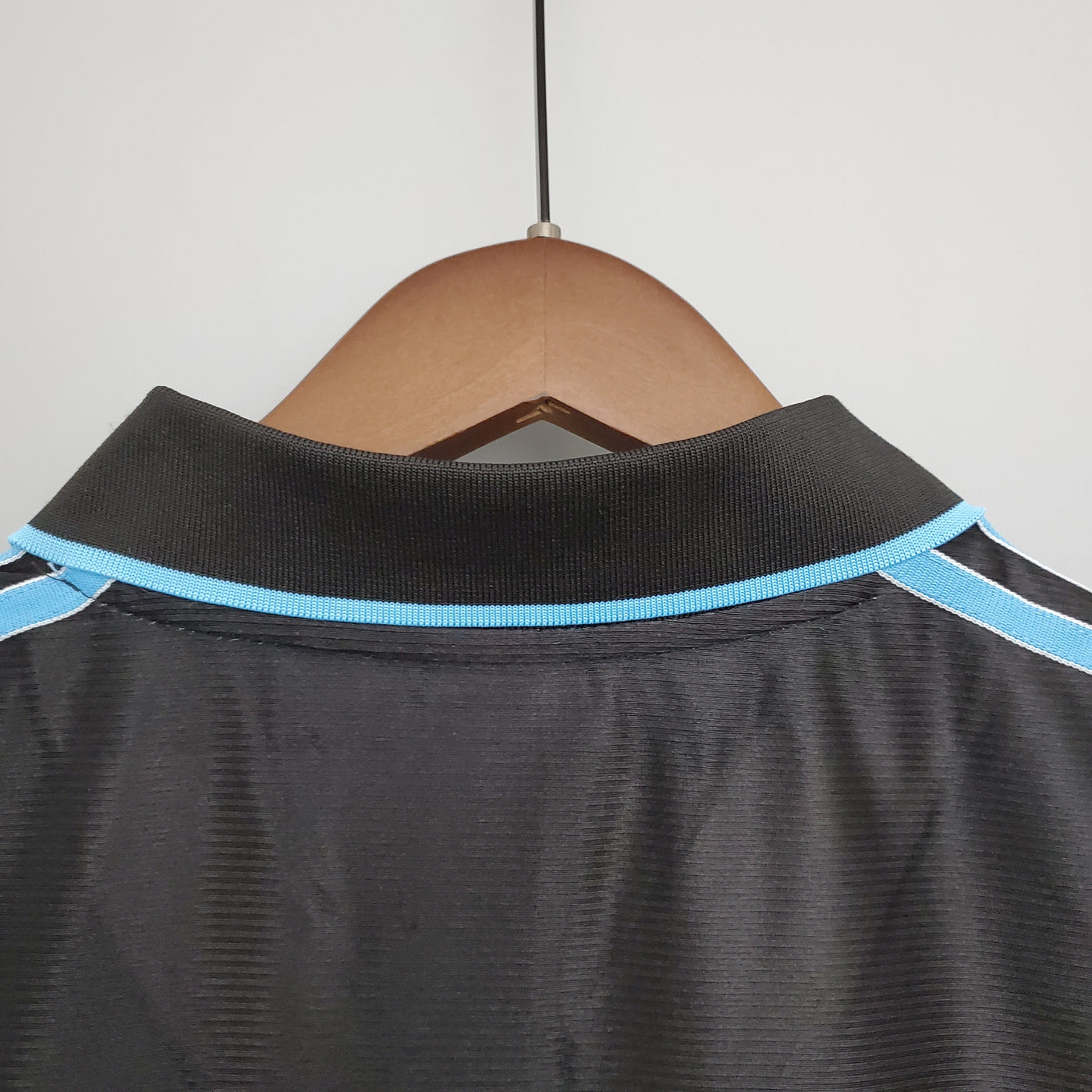 OLYMPIQUE MARSEILLE VI 99/00 HOMBRE (RETRO) - Vitrine Futebolística