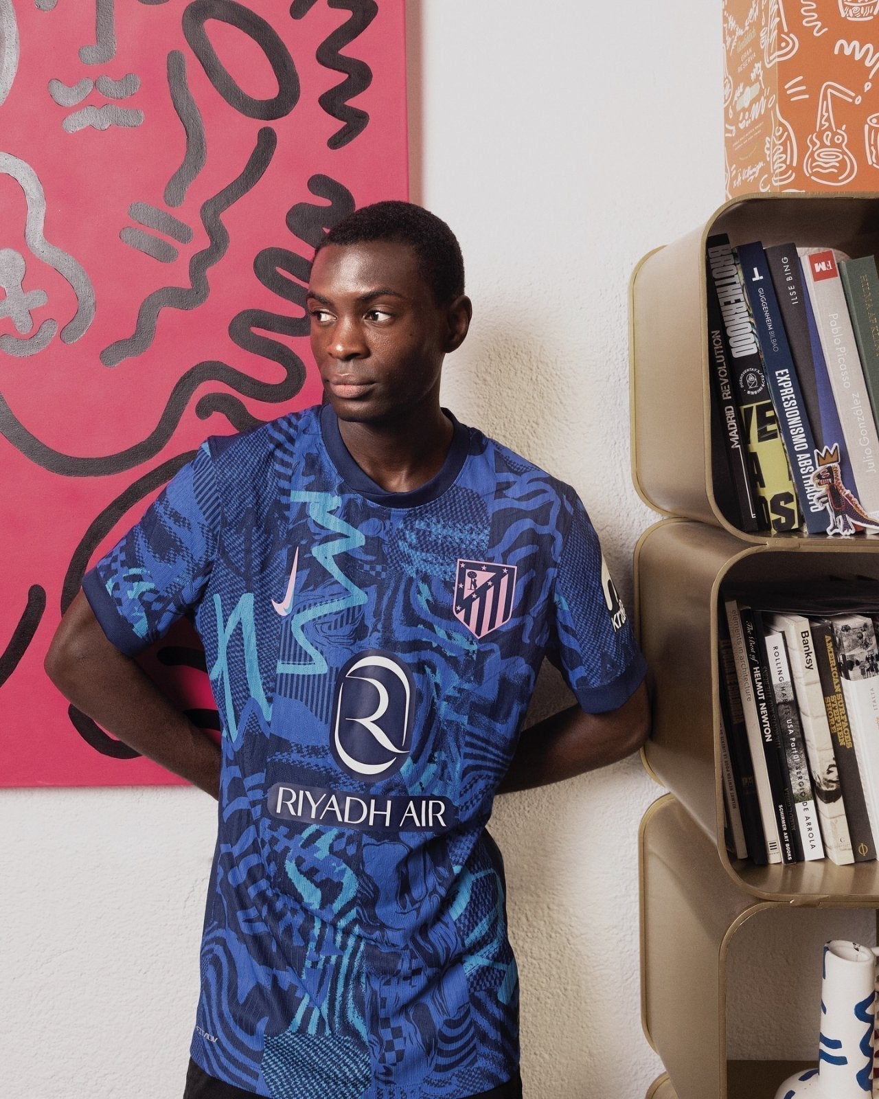 Atletico Madrid Tercera Camiseta 2024/2025