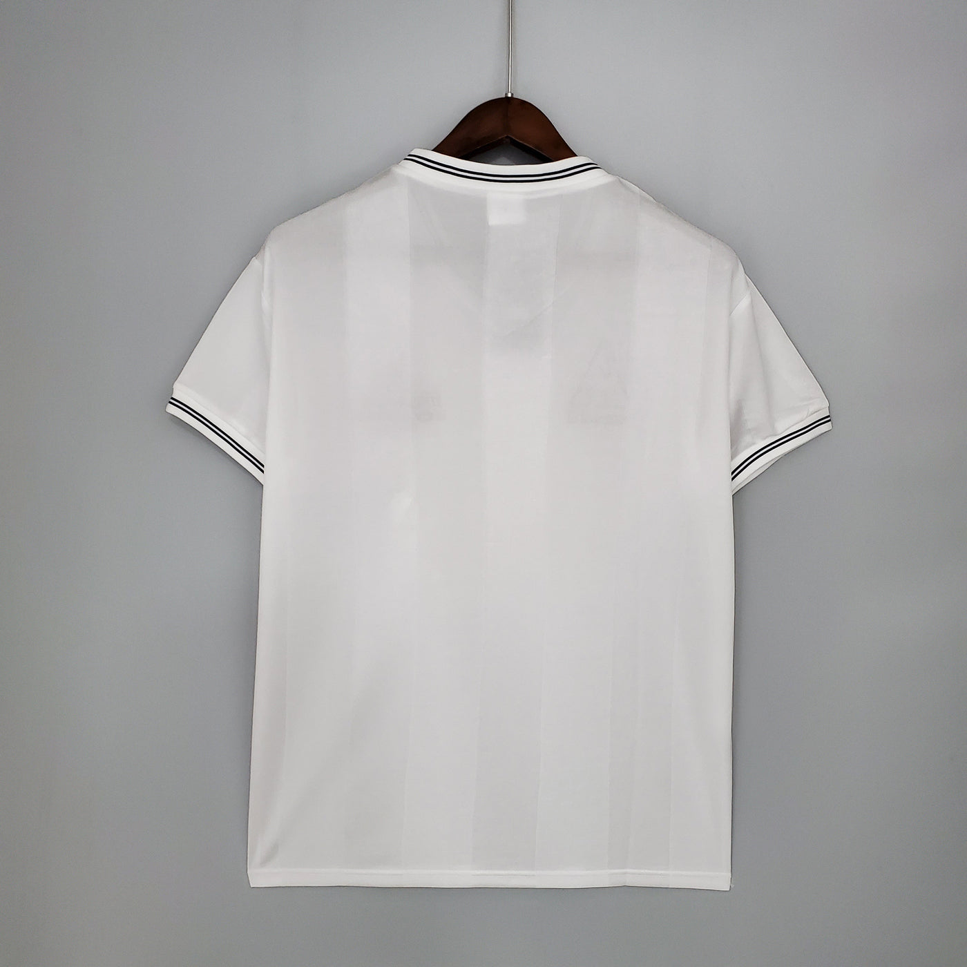 TOTTENHAM l 83/84 HOMBRE (RETRO) - Vitrine Futebolística