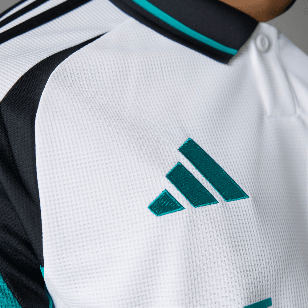 Newcastle United Tercera Camiseta 2024/2025