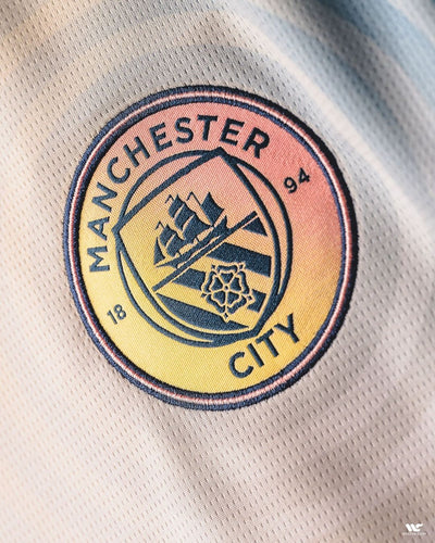 #17 De Bruyne Manchester City Fourth "Definitely City" Camiseta 2024/2025